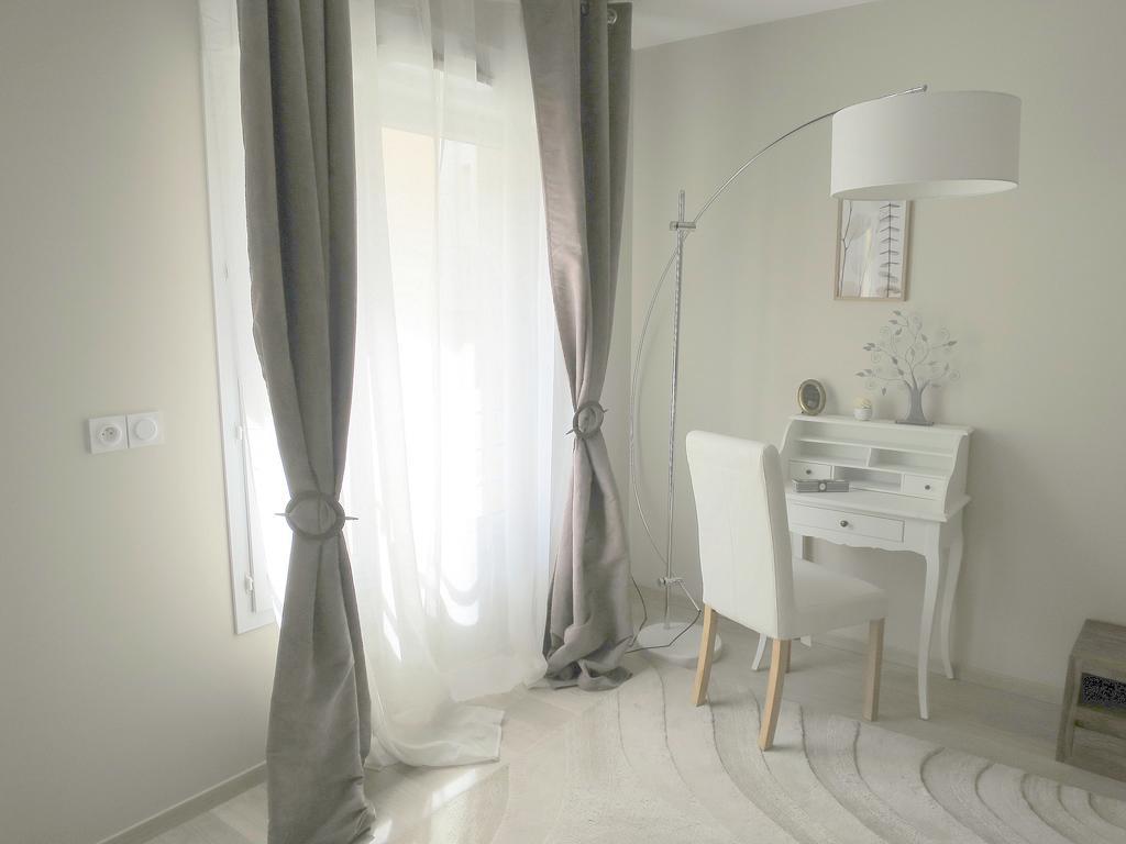 Residence Bleu Castillet Περπινιάν Δωμάτιο φωτογραφία